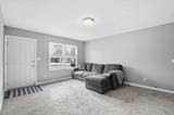 8642 Fairbrook Avenue - Photo 4