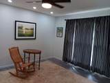 814 Lakeview Drive - Photo 3