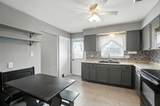 233 Rosewood Avenue - Photo 10