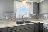 233 Rosewood Avenue - Photo 11