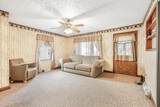 147 Roosevelt Avenue - Photo 5