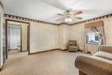 147 Roosevelt Avenue - Photo 7