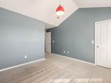 1024 Hartford Village Boulevard - Photo 22