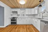 934 Davis Avenue - Photo 11