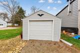 934 Davis Avenue - Photo 32