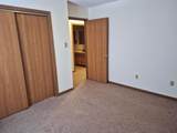 1024 Temple Street - Photo 11