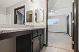 5390 Pond View Drive - Photo 31