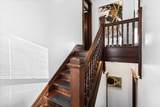 726 Kerr Street - Photo 13