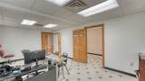918 Woodlawn Avenue - Photo 11