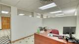 918 Woodlawn Avenue - Photo 17