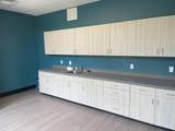 572-576-576 Metro Place - Photo 9