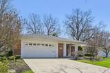 648 Bordeaux Avenue - Photo 2