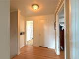 448 Ontario Avenue - Photo 18