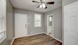 366-366 Wrexham Avenue - Photo 13
