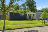 1804 Kelton Avenue - Photo 4