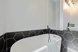 150 Oak Street - Photo 31