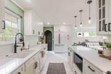 240 Walnut Street - Photo 19