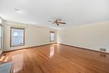 5906 Sandy Rings Lane - Photo 10