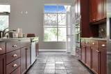960-209 Perry Street - Photo 40