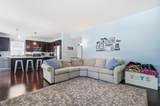 398 Hanton Way - Photo 14