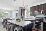 398 Hanton Way - Photo 16