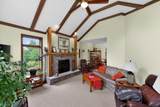 660 King Beach Drive - Photo 5