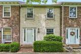 601 Dlyn Street - Photo 1