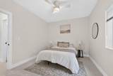 977 Oak Street - Photo 39