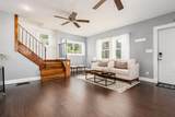 2622 Elliott Avenue - Photo 4