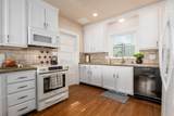 2622 Elliott Avenue - Photo 8