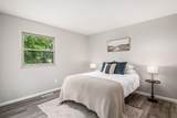 2498 Newburgh Drive - Photo 15