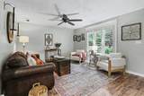 802 Larkspur Drive - Photo 5