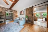 8015 Riverside Drive - Photo 12