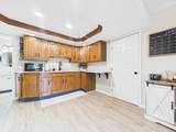 1121 Beacon Street - Photo 11