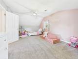 1121 Beacon Street - Photo 26