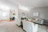 5570 Shannon Heights Boulevard - Photo 15