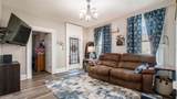 17 Oak Street - Photo 4