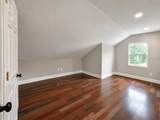 690 Collingwood Avenue - Photo 21