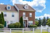 952 Hartford Village Boulevard - Photo 2