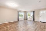 952 Hartford Village Boulevard - Photo 7