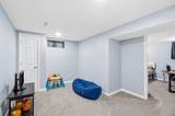 728 Baker Street - Photo 29