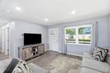 728 Baker Street - Photo 4
