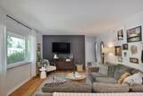 7682 Broadwyn Drive - Photo 8