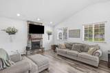 315 Lincoln Avenue - Photo 4