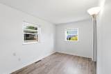 796 Drummond Court - Photo 32