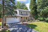 201 Chaucer Court - Photo 3