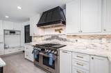 363 Monsarrat Drive - Photo 32