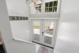 338 Moler Street - Photo 18