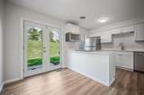 720-121 Michael View Court - Photo 5