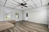 913 Weldon Avenue - Photo 15